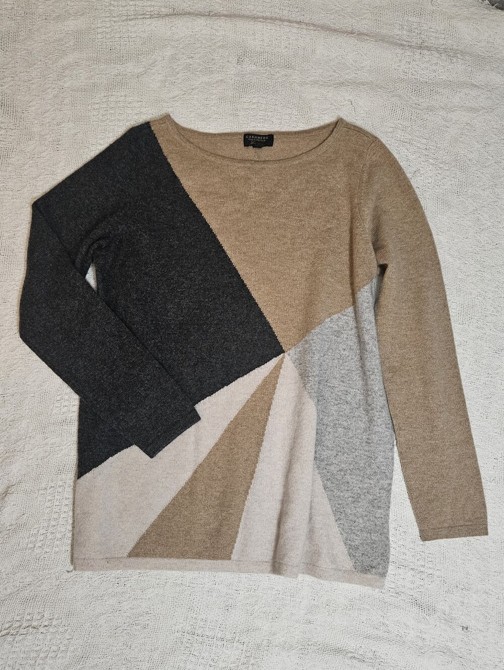 Charter Club Cashmere Color block Crewneck Sweater size S Tan Cream Gray
